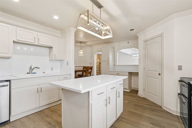 655 Naylor Road, Sherman, TX 75092