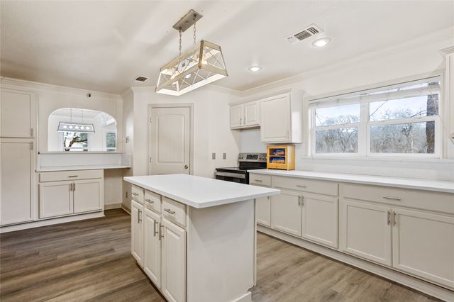 655 Naylor Road, Sherman, TX 75092