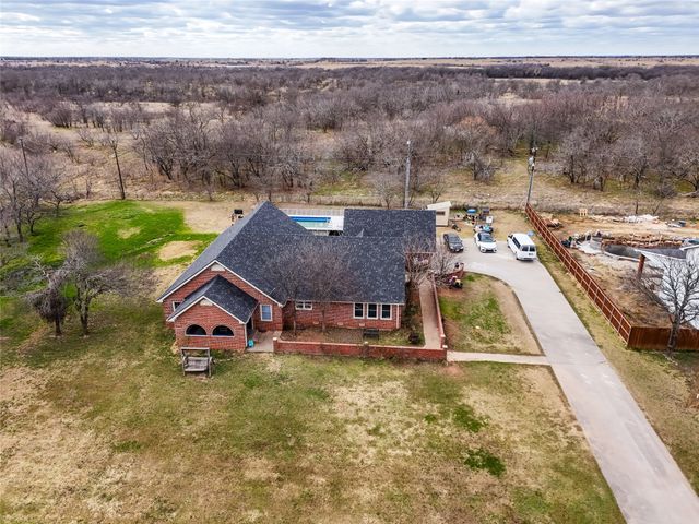 655 Naylor Road, Sherman, TX 75092