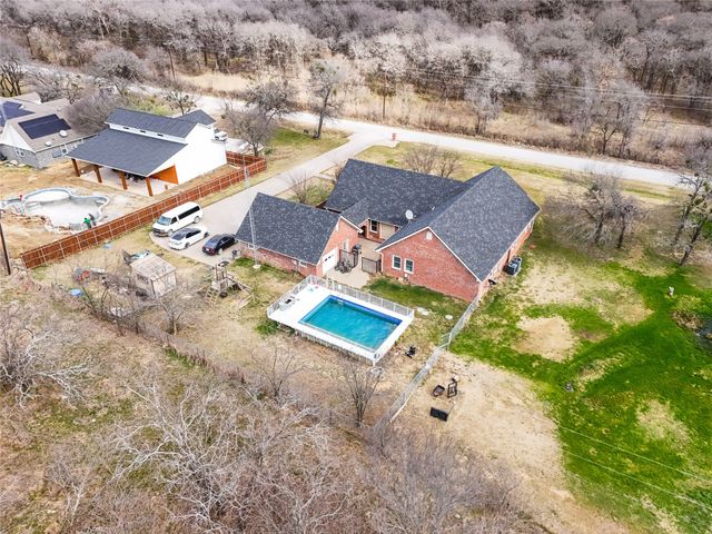 655 Naylor Road, Sherman, TX 75092