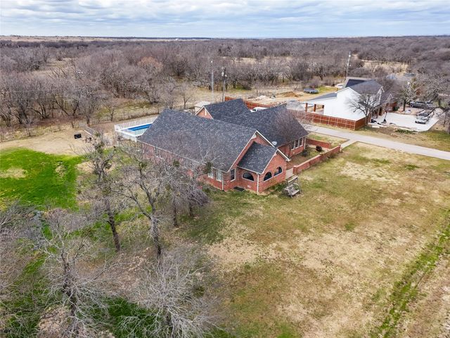 655 Naylor Road, Sherman, TX 75092