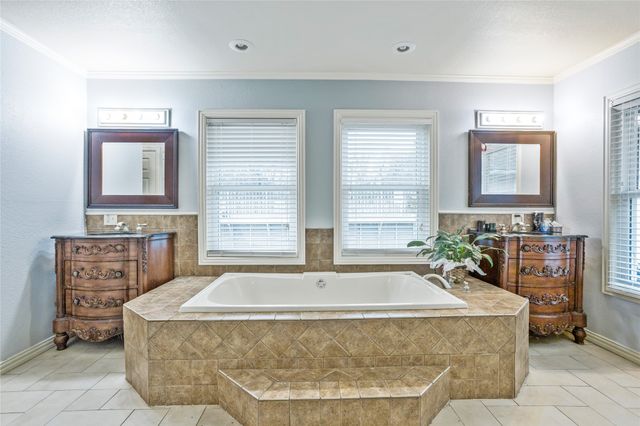 655 Naylor Road, Sherman, TX 75092