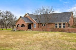 655 Naylor Road, Sherman, TX 75092