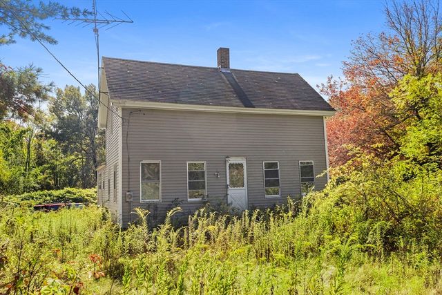 1212 Southbridge Rd, Warren, MA 01083