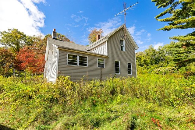 1212 Southbridge Rd, Warren, MA 01083