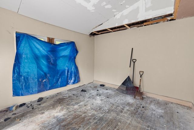 1212 Southbridge Rd, Warren, MA 01083