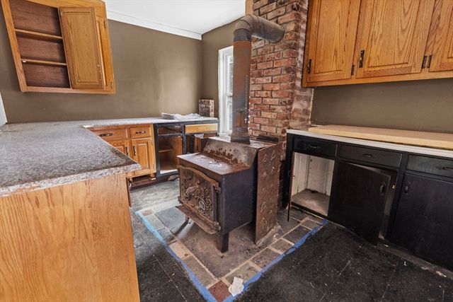 1212 Southbridge Rd, Warren, MA 01083