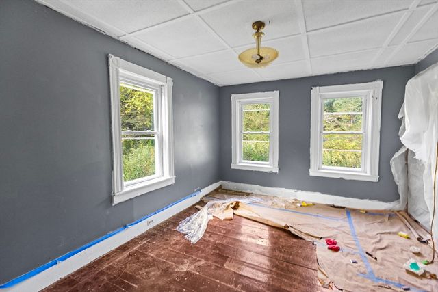 1212 Southbridge Rd, Warren, MA 01083