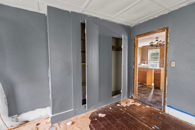 1212 Southbridge Rd, Warren, MA 01083