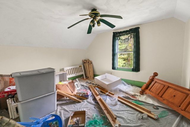 1212 Southbridge Rd, Warren, MA 01083