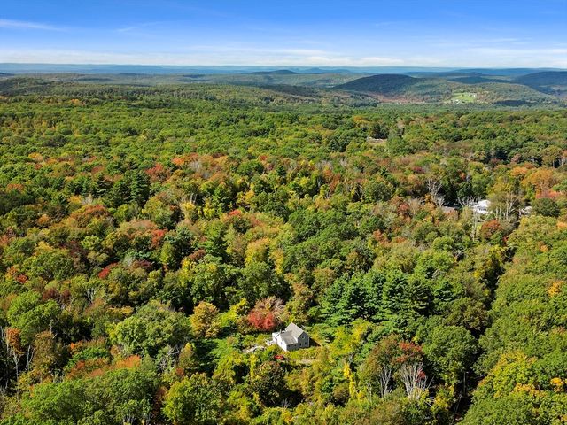 1212 Southbridge Rd, Warren, MA 01083