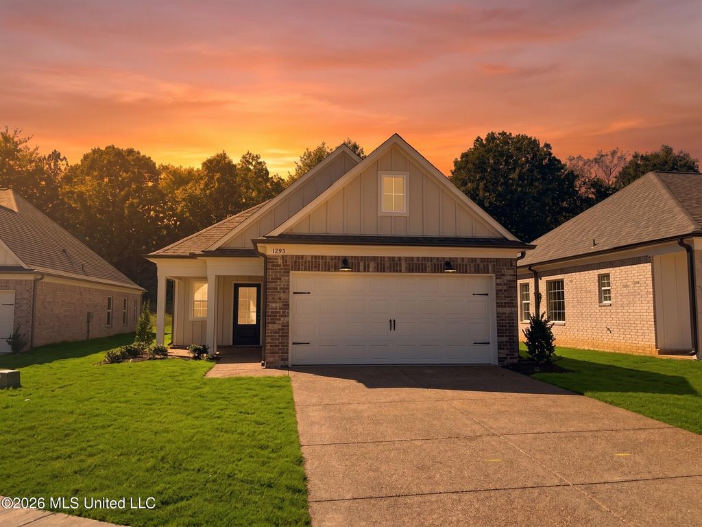 7205 Fairmont Pl Cove, Southaven, MS 38671 — exterior