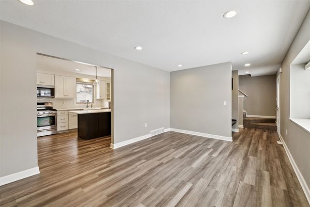 295 Corene Avenue, Waukee, IA 50263