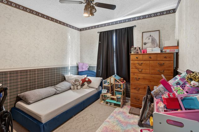 2216 JEBENS Avenue, Davenport, IA 52804