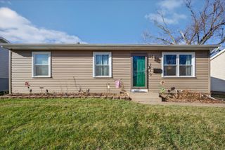 2216 JEBENS Avenue, Davenport, IA 52804