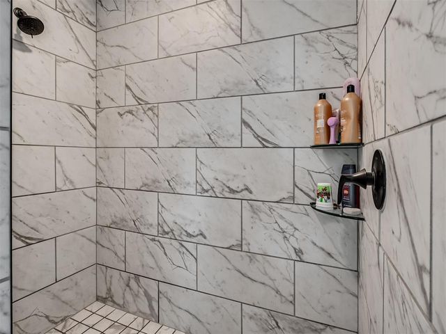 1920 Bellatona Boulevard, Norman, OK 73071