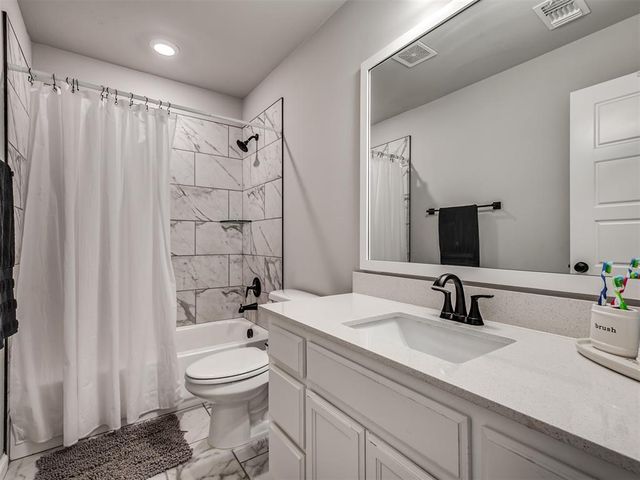 1920 Bellatona Boulevard, Norman, OK 73071