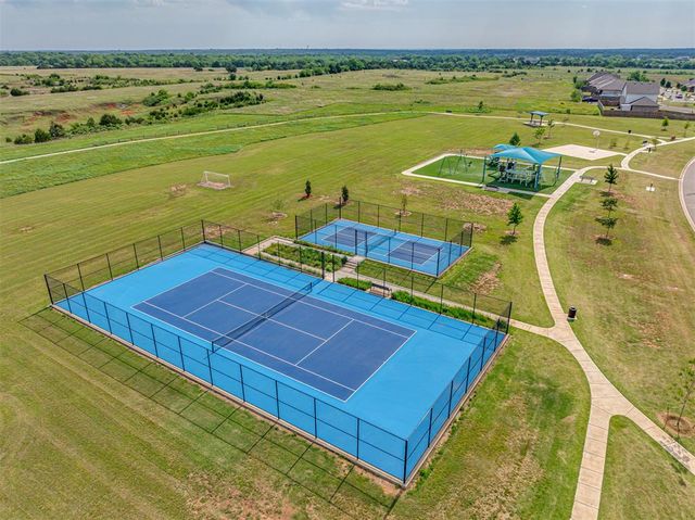 1920 Bellatona Boulevard, Norman, OK 73071