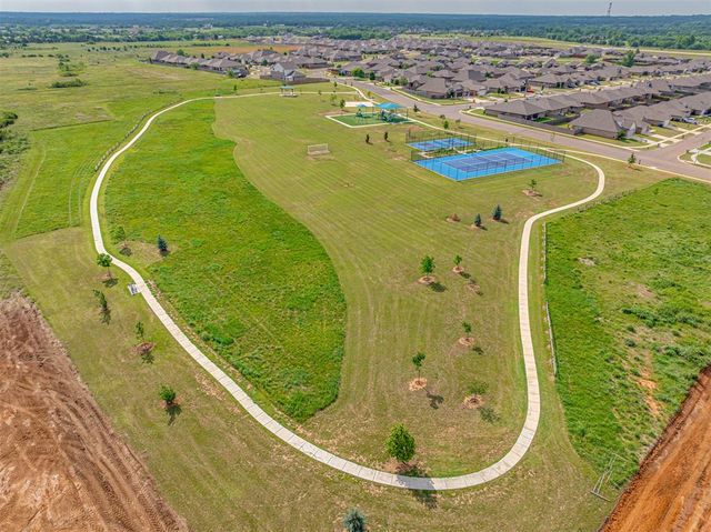 1920 Bellatona Boulevard, Norman, OK 73071