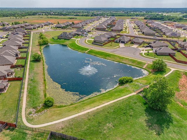 1920 Bellatona Boulevard, Norman, OK 73071