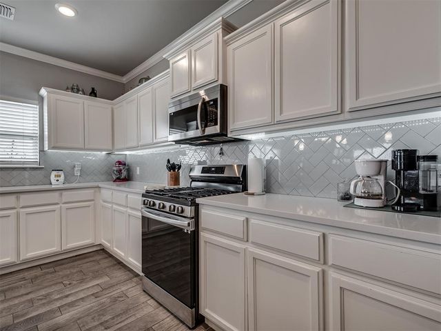 1920 Bellatona Boulevard, Norman, OK 73071