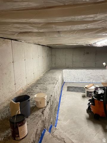 58 W 300 N, Springville, UT 84663