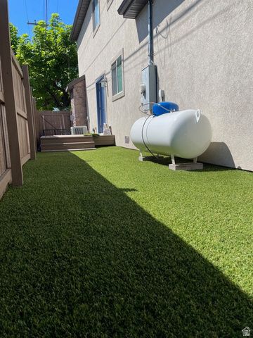 58 W 300 N, Springville, UT 84663