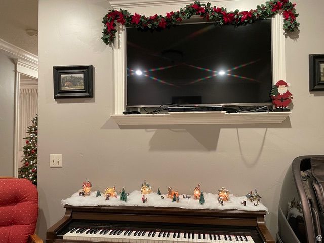 58 W 300 N, Springville, UT 84663