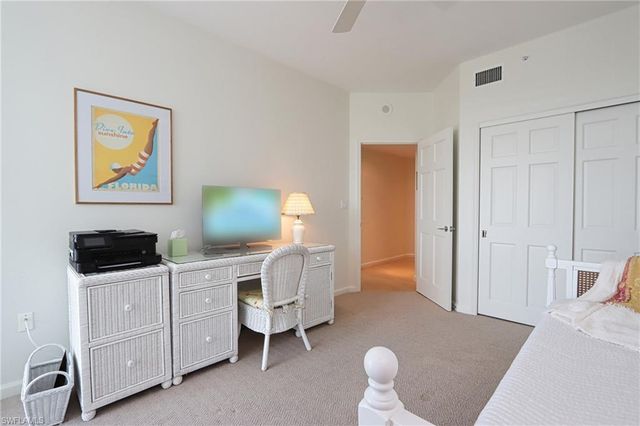 60 Seagate DR 704, Naples, FL 34103