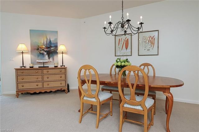 60 Seagate DR 704, Naples, FL 34103