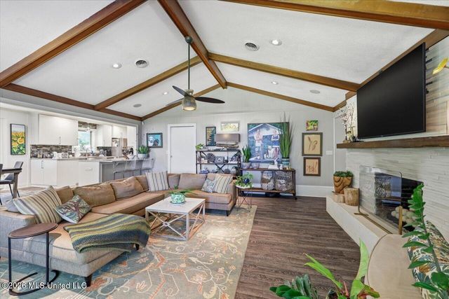 227 Lakeshore Drive, Madison, MS 39110