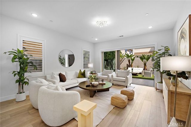 53 Lunar, Irvine, CA 92618