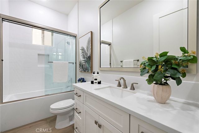 53 Lunar, Irvine, CA 92618