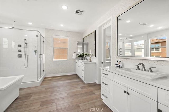 53 Lunar, Irvine, CA 92618