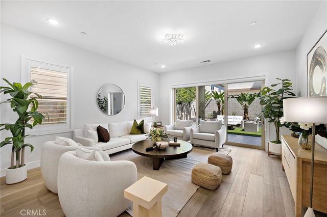 53 Lunar, Irvine, CA 92618