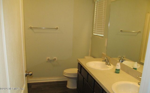 2434 OAK STREAM Drive, Green Cove Springs, FL 32043