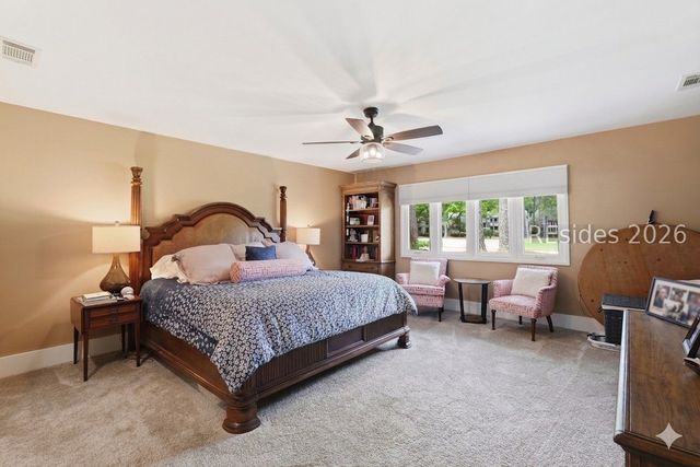 20 Spanish Moss Rd, Hilton Head Island, SC 29928