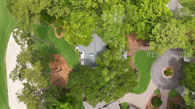 20 Spanish Moss Rd, Hilton Head Island, SC 29928