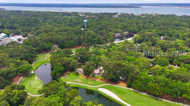 20 Spanish Moss Rd, Hilton Head Island, SC 29928