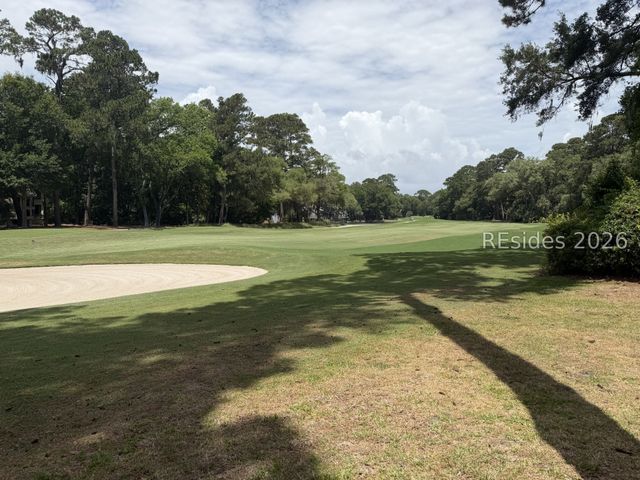20 Spanish Moss Rd, Hilton Head Island, SC 29928