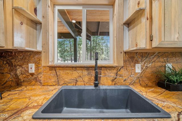 52917 Shady Lane, La Pine, OR 97739