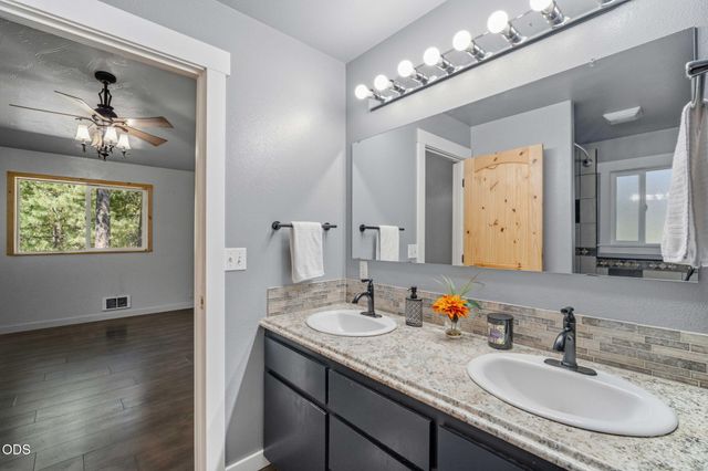 52917 Shady Lane, La Pine, OR 97739