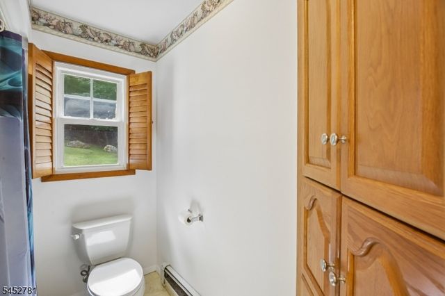 89 Tomahawk Trl, Sparta Twp., NJ 07871