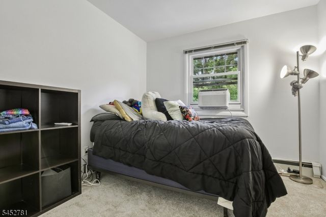 89 Tomahawk Trl, Sparta Twp., NJ 07871