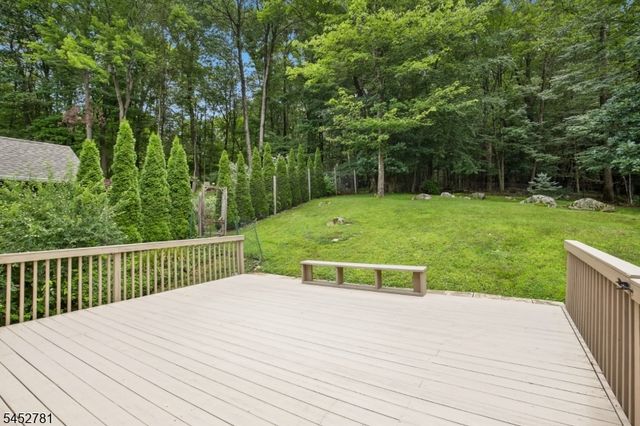 89 Tomahawk Trl, Sparta Twp., NJ 07871