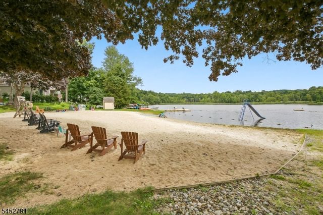 89 Tomahawk Trl, Sparta Twp., NJ 07871