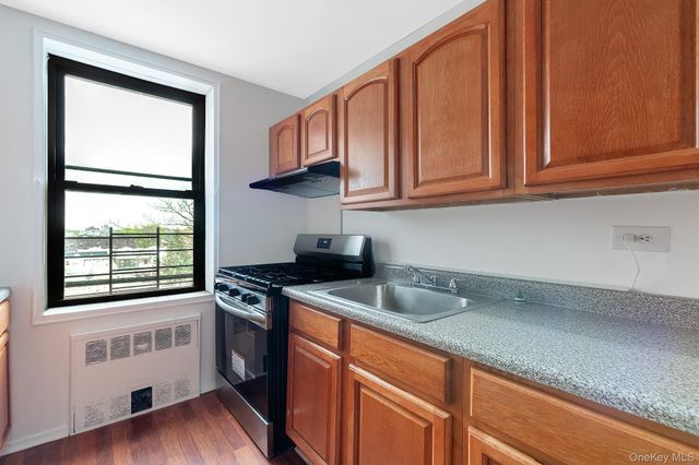 2922 Nostrand Avenue 4A, Brooklyn, NY 11229