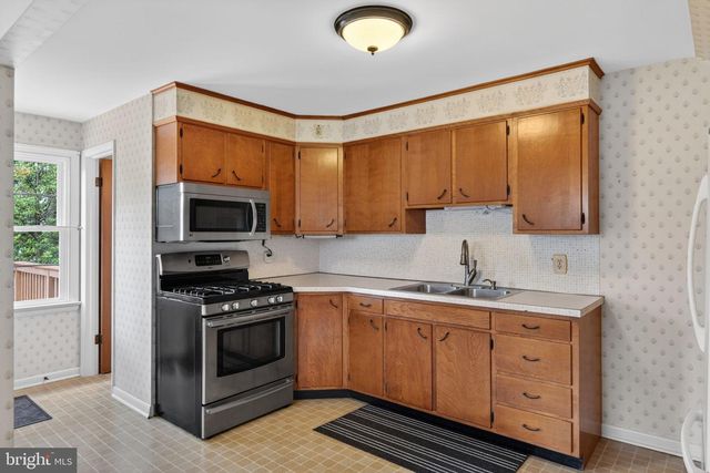 1638 TEMPLE AVE, Lancaster, PA 17603
