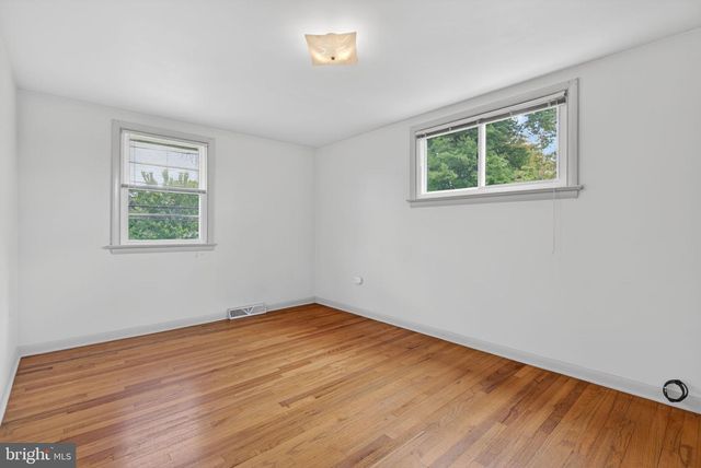 1638 TEMPLE AVE, Lancaster, PA 17603