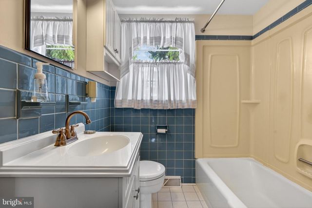 1638 TEMPLE AVE, Lancaster, PA 17603